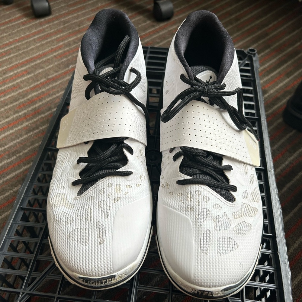 Jordan Athletic Shoes White and Black